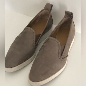 Everlane shoes - women’s 9 1/2 suede loafers THE STREET CASUAL COMFORT OXFORDS
